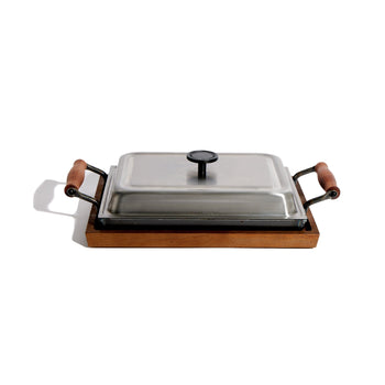 Aux Co. Ltd. Otona No Teppan Iron Plate with Lid and Trivet—Large