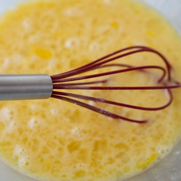 Egg Frying Pan - Whisk