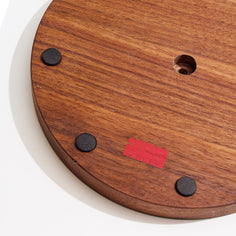 Ilan Ilan | The Paper Towel Keeper - Walnut/Green