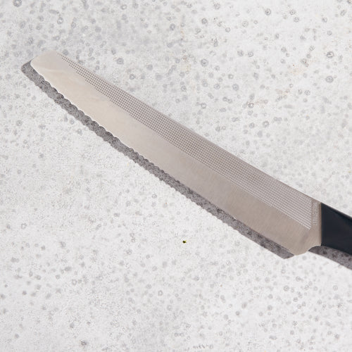 Cutluxe Bread Knife – 10 Serrated Edge Knife for Homemade Bread – Forged  High Carbon German Steel – Full Tang & Razor Sharp – Ergonomic Handle  Design