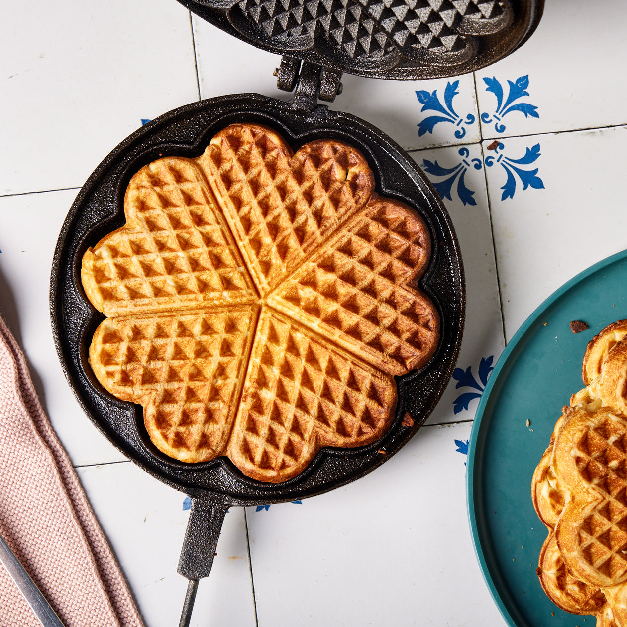 Skeppshult Waffle Iron