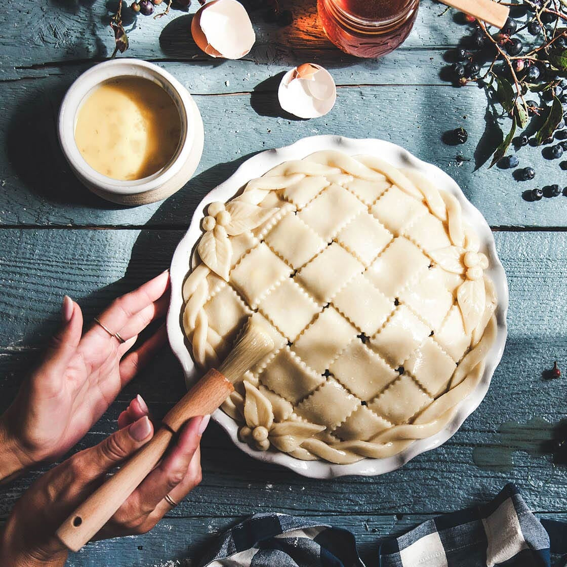 Classic Baker's Pie Dish Pottery Farmhouse Pottery 