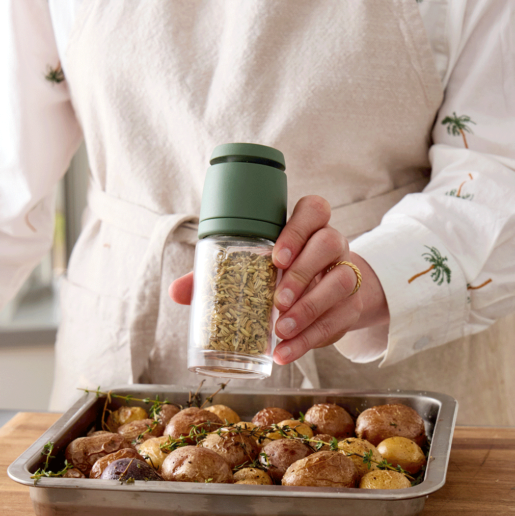 Crushgrind Vaasa Herb and Spice grinder, green 13cm Equipment Crushgrind 
