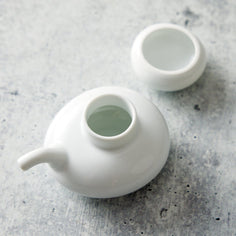 Hakusan Porcelain Ceramic Pebble Soy Sauce Pot Saikai 