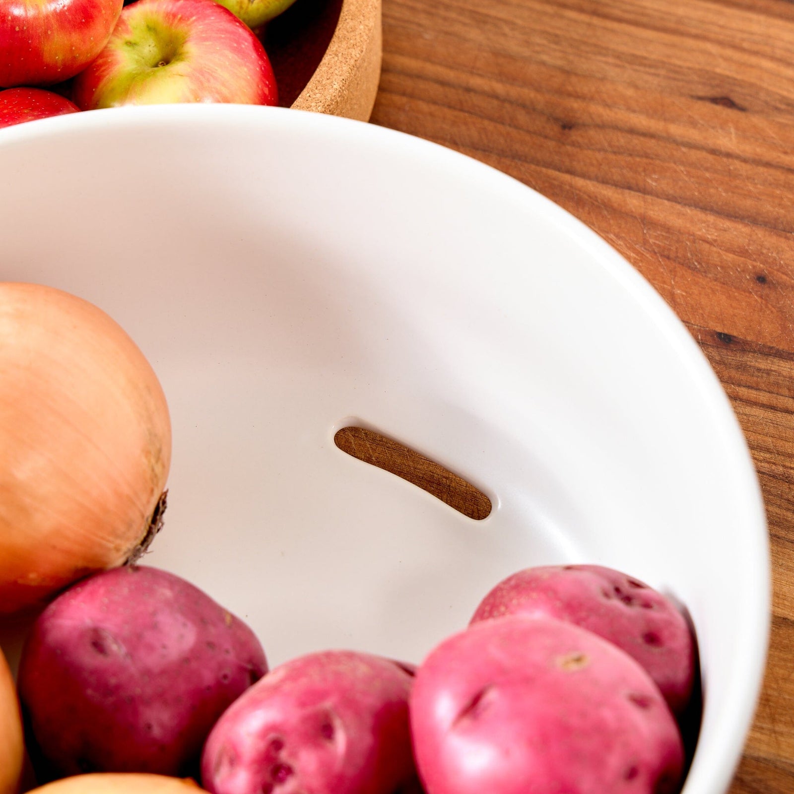 Kamenstein Ceramic and Cork Fruit Bowl Tabletop Lifetime Brands 