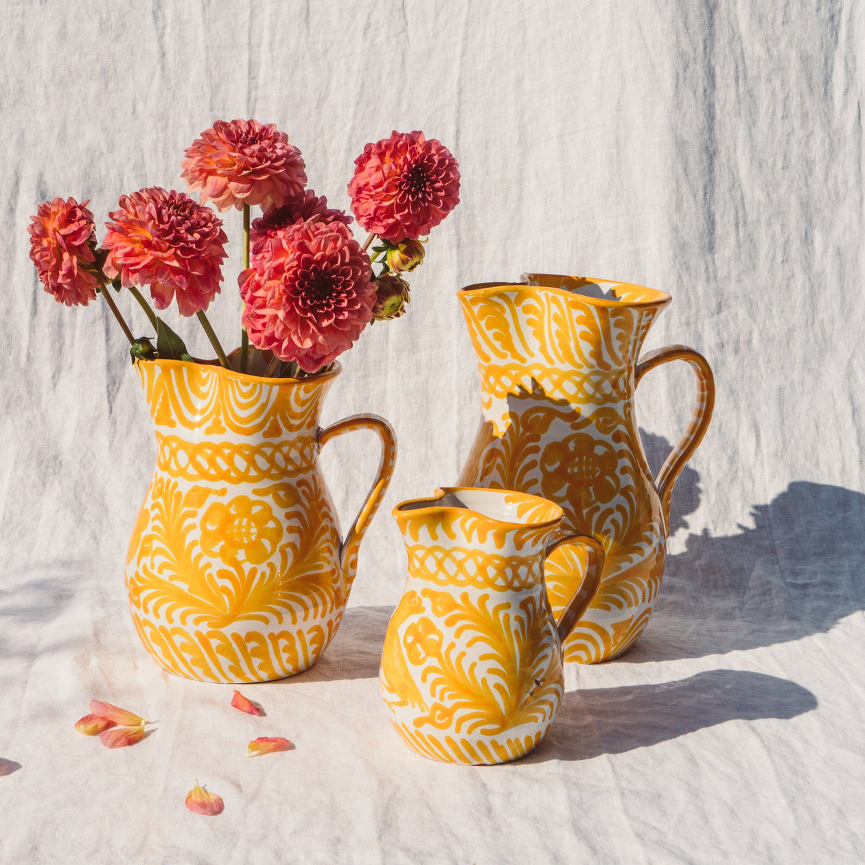 Medium pitcher with hand painted designs Pitcher Pomelo Casa 