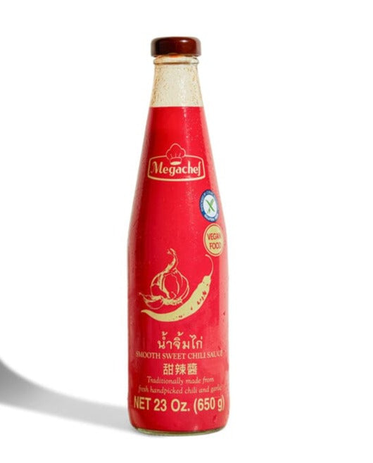 https://store.177milkstreet.com/cdn/shop/files/megachef-smooth-sweet-chili-sauce-pantry-bcn-trading-214806.jpg?v=1701806198