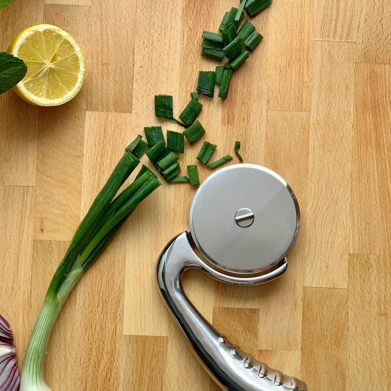 Midnight | Slice-Pizza Cutter Cookware & Tools Midnight kitchen tools 
