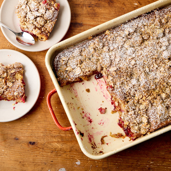 Ditch Your Old Roaster—Our Enamel Version Beats Glass, Ceramic and Metal Pans