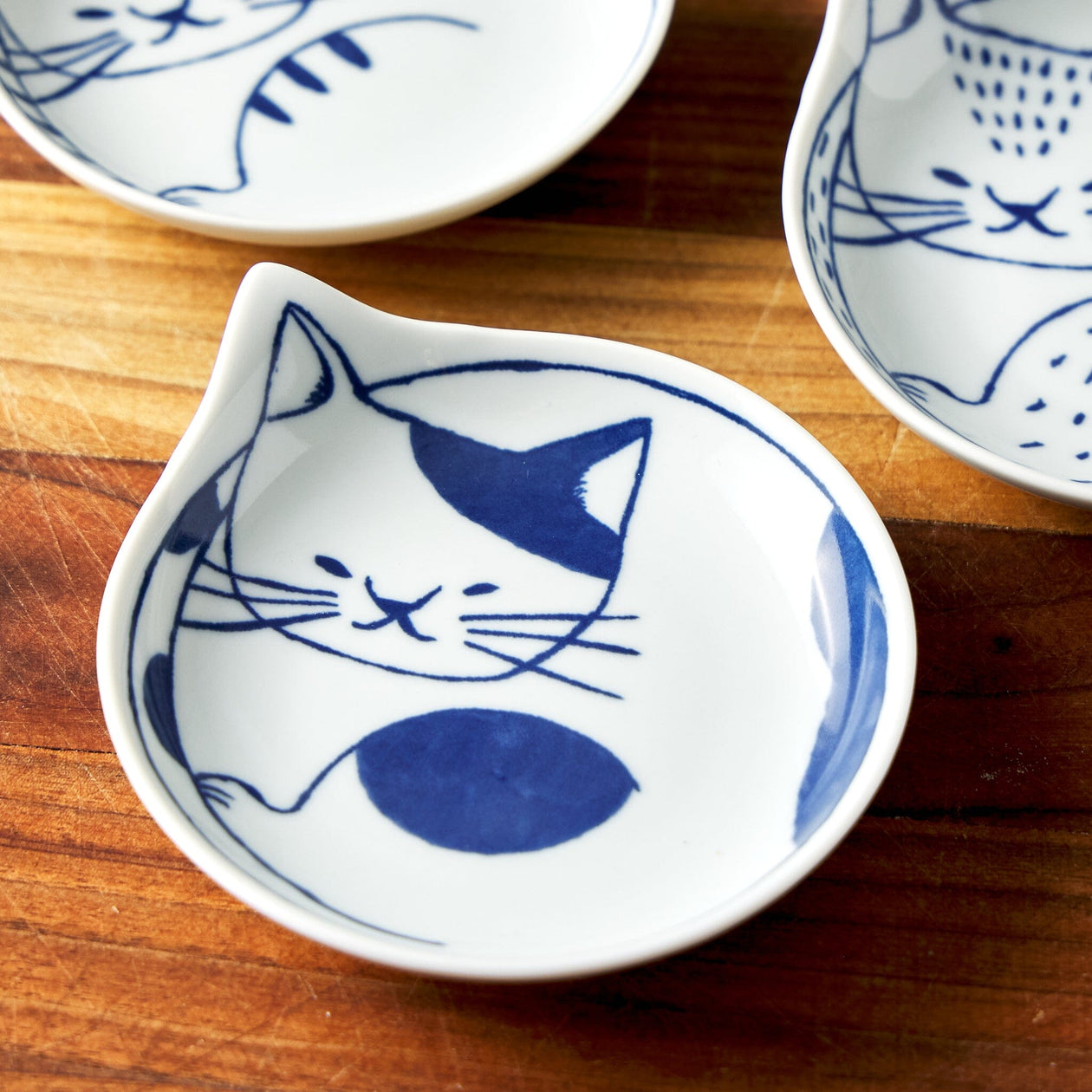 Miya Nekotori Cat Plates – Set of 4 Tabletop Miya Company 