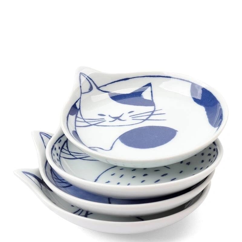 What’s the story behind the blue-and-white Japanese pottery?