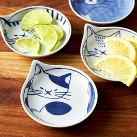 Miya Nekotori Cat Plates – Set of 4