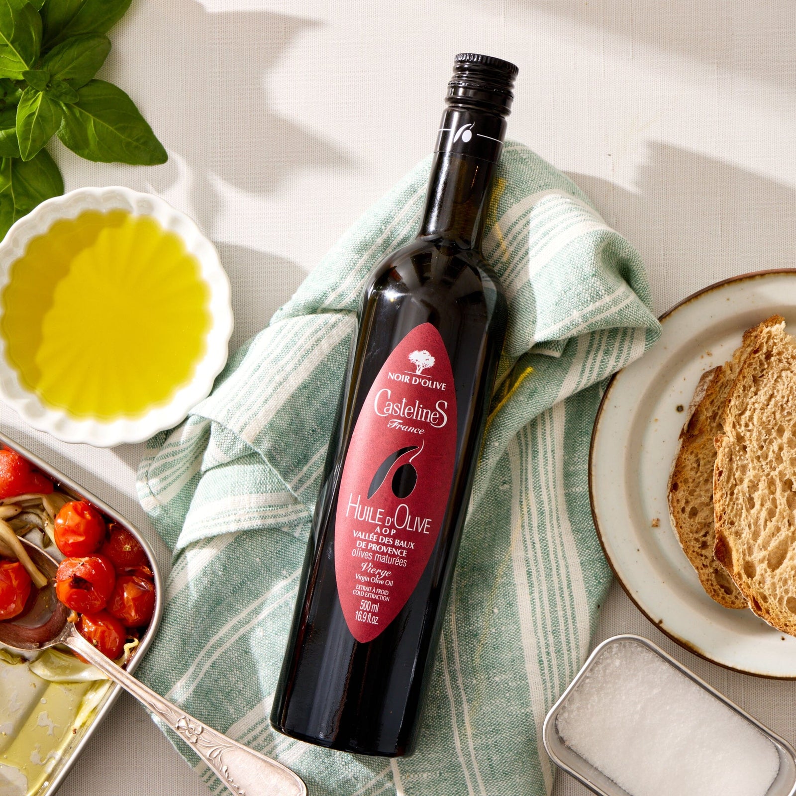 Moulin CastelaS Noir d’Olive Virgin Olive Oil Pantry Roger Collection 