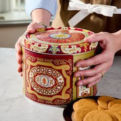 Nyakers Gingersnap Cookies Red Mailing Tin Pantry B&R Classics 