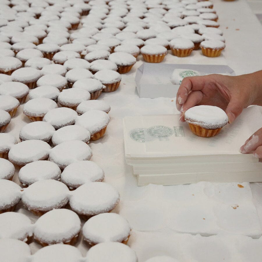 Queijadas de Vila Franca do Campo Do Morgado (Custards) 6piece Pantry Portugalia Marketplace 