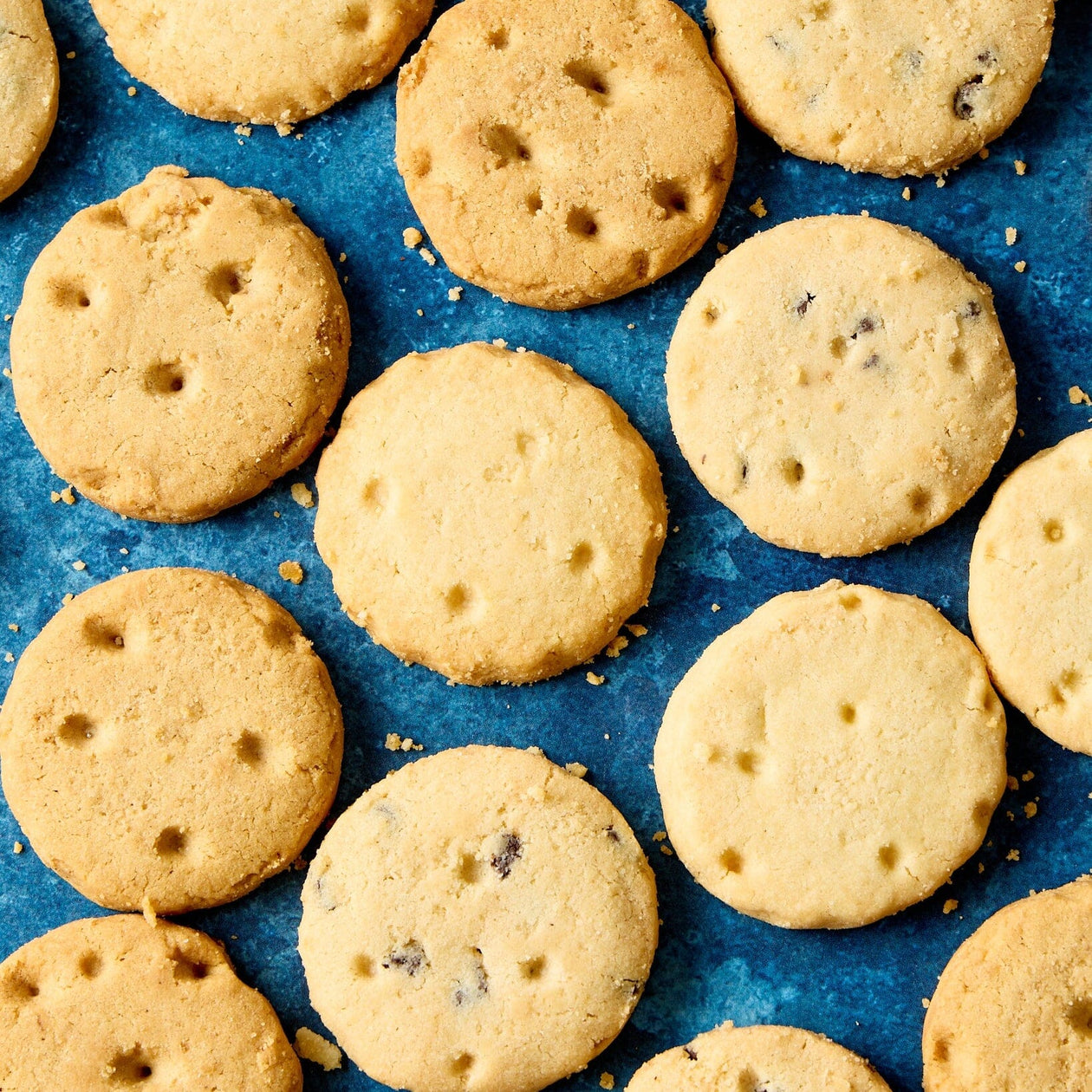 Shortbread House of Edinburgh Handmade Shortbread Assortment Tin 2026 Pantry Chelsea Market Basket 