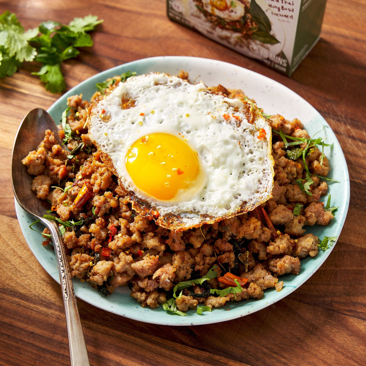 Taan Thai Pad Kra Pao Kit Pantry Taan Thai 