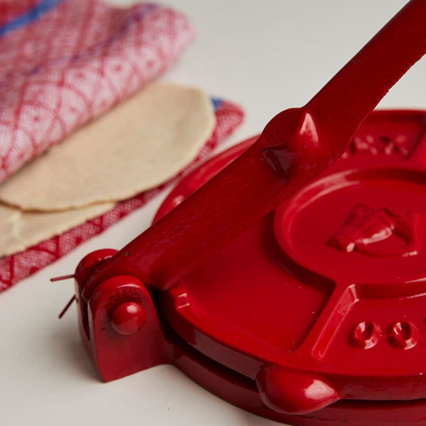Tortilla Press Kit - Red Cast Iron with Servilleta Tortilla Press Verve Culture 
