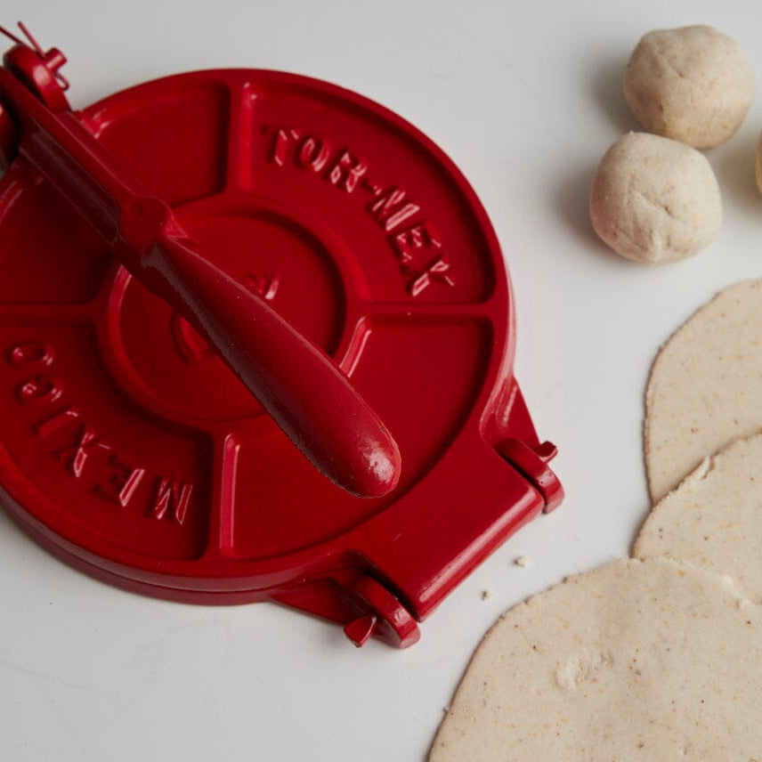 Tortilla Press Kit - Red Cast Iron with Servilleta Tortilla Press Verve Culture 