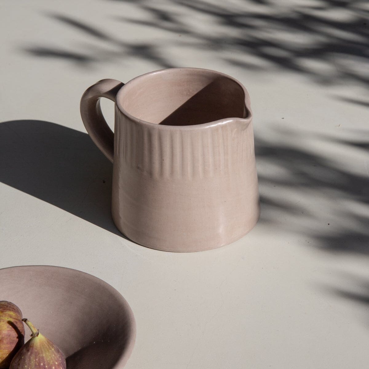Une Vie Nomade Pitcher Pottery Un Vie Nomade 