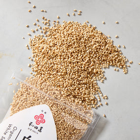 Wadaman Organic Unhulled Toasted Sesame Seeds
