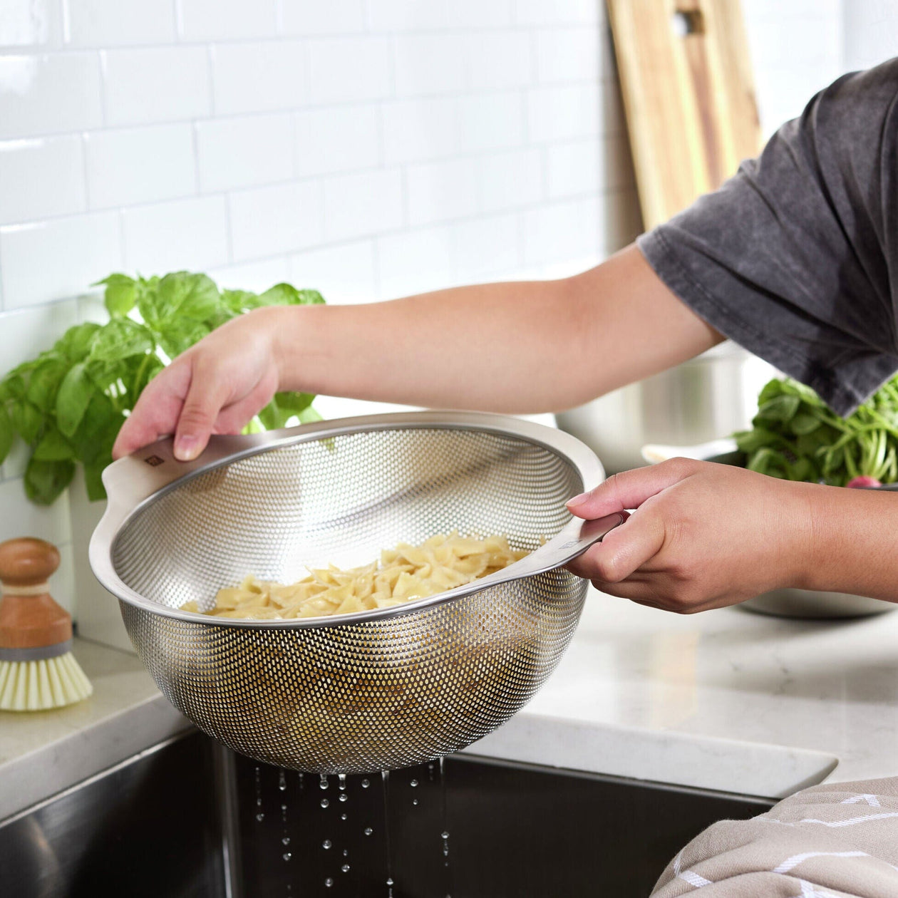 Zwilling 6pc Stainless Steel Nesting Bowl & Strainer Set Zwilling J.A. Henckels 