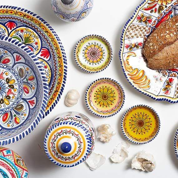 Fifth-generation ceramics makers, the De La Cal family crafts stunning tablewares from natural clay from the Tajo River.