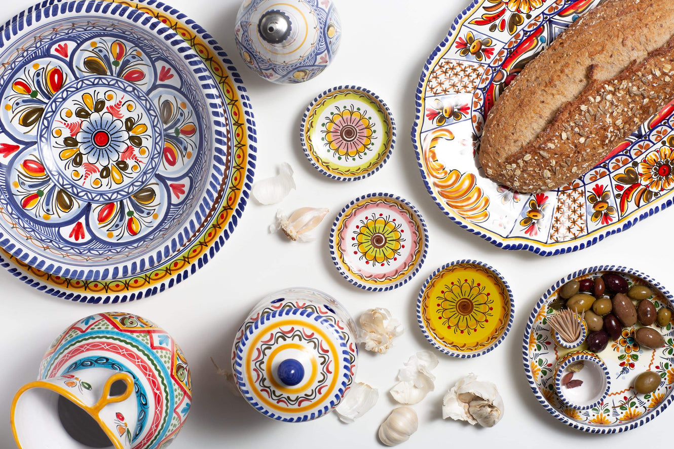 Fifth-generation ceramics makers, the De La Cal family crafts stunning tableware from natural clay from the Tajo River.