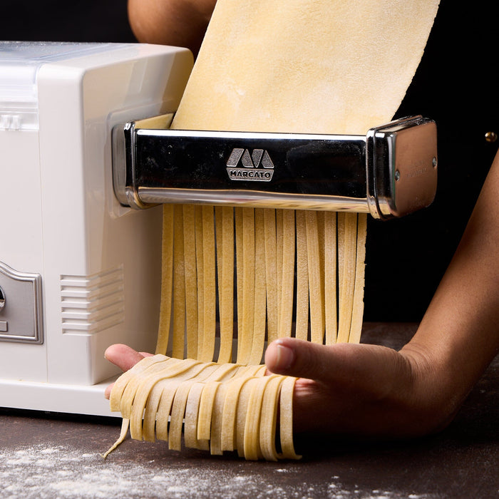 Homemade fresh pasta with Marcato Atlas 150 Classic - Video tutorial 
