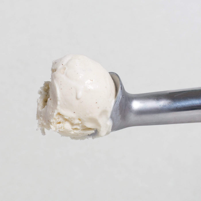 This heat-conducting ice cream scooper will make life easier
