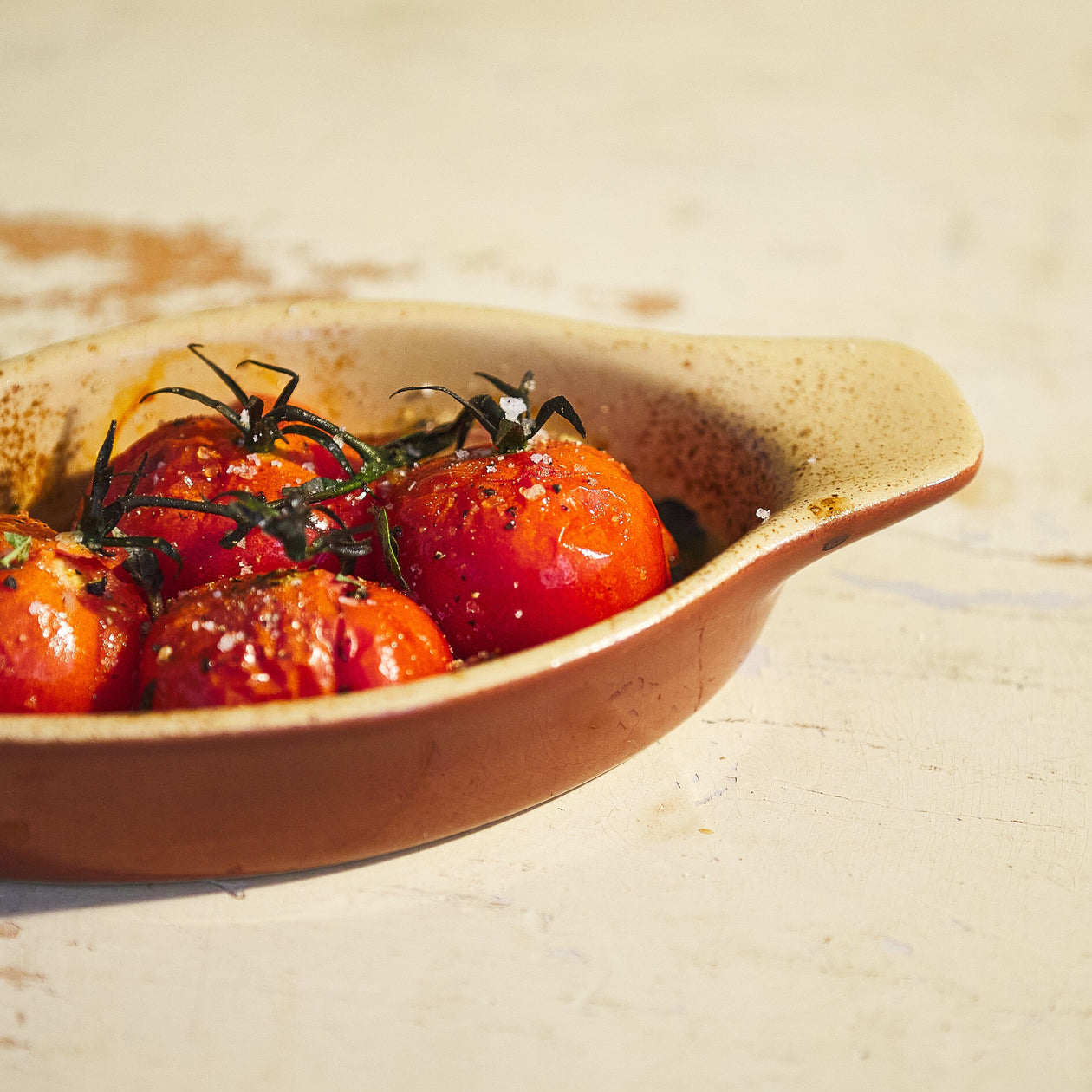 Poterie Renault Handled Oval Dish Equipment Kiss That Frog 